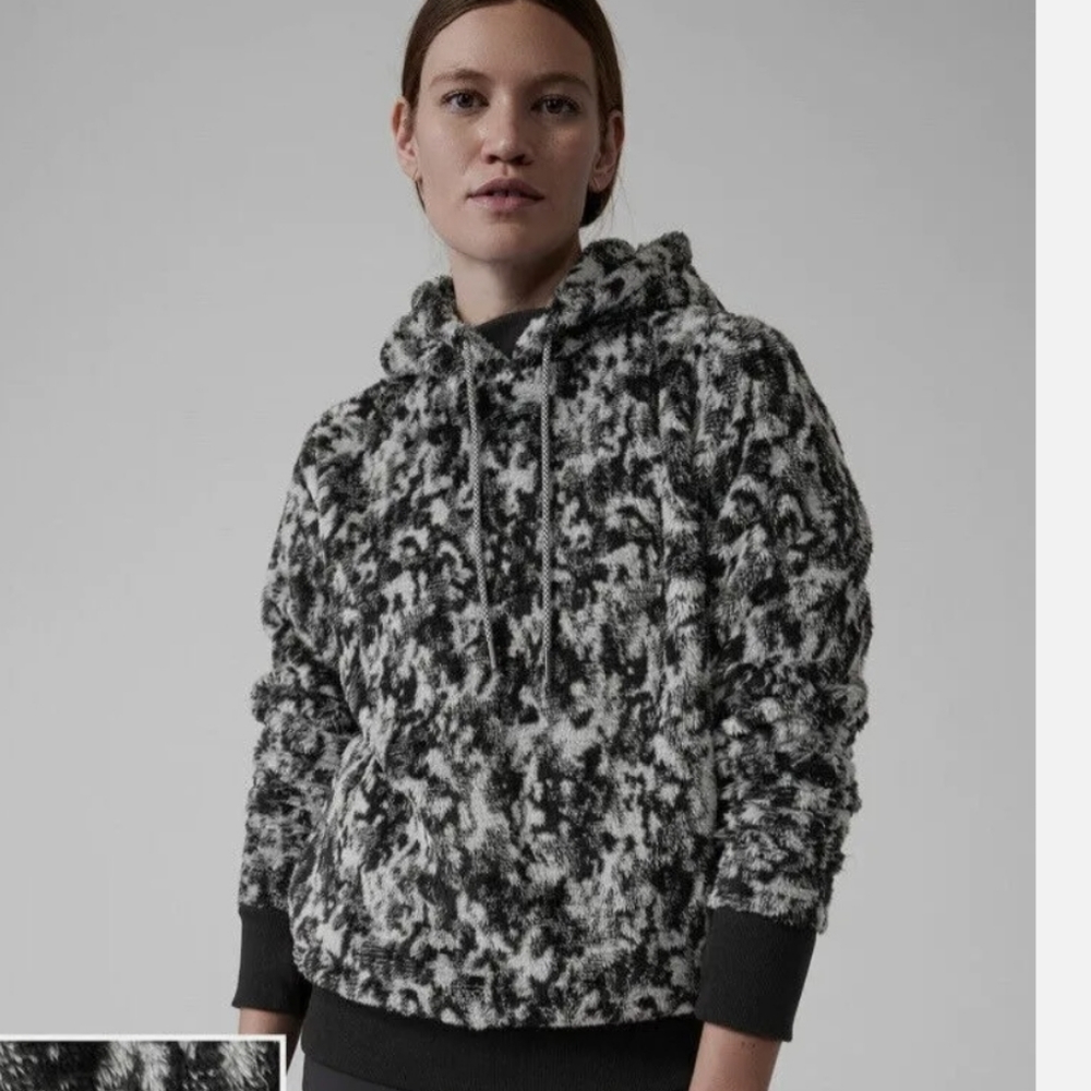 Athleta Tugga Sherpa Jacquard Hoodie- size medium